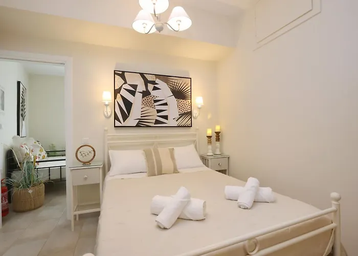 Elvira-maria And Elvira