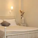 Elvira-maria And Elvira Apartmán *