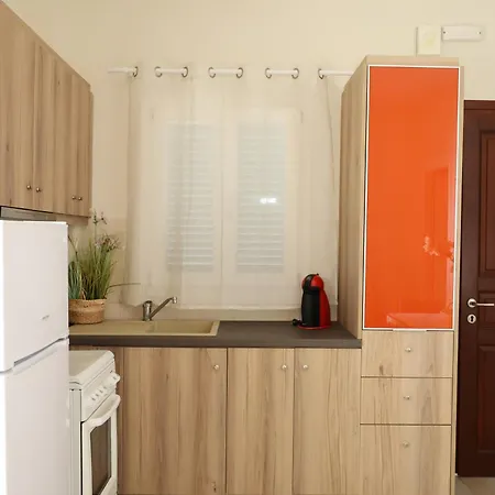 Apartament Elvira-maria And Elvira Ermupoli