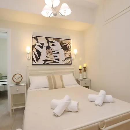 Elvira-maria And Elvira